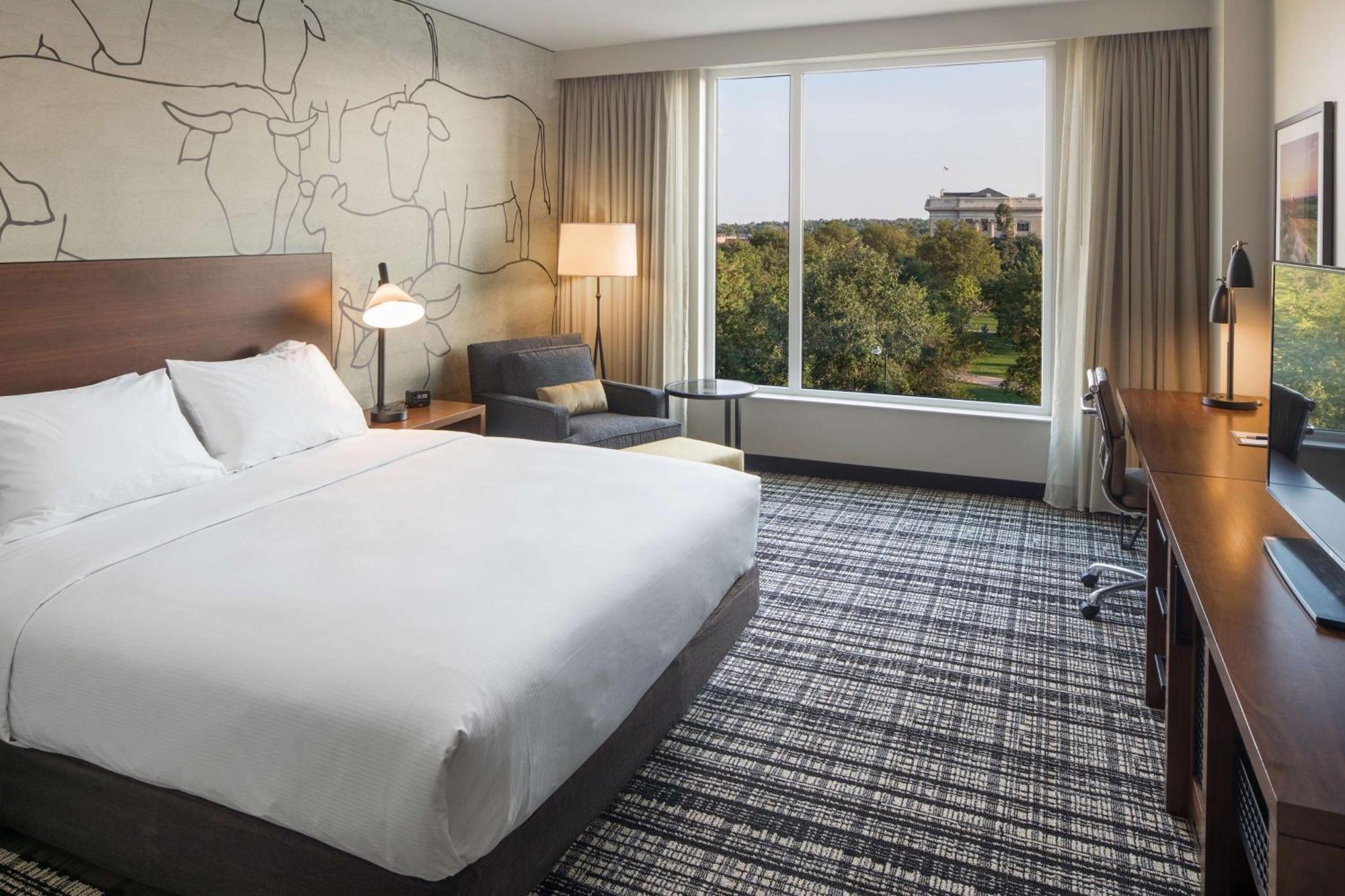 Hotel Doubletree By Hilton At Lincoln Park 4*