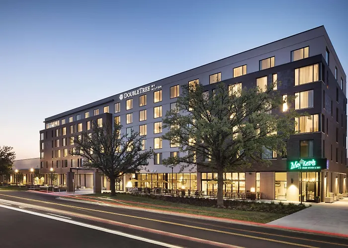 Doubletree By Hilton Greeley At Lincoln Park