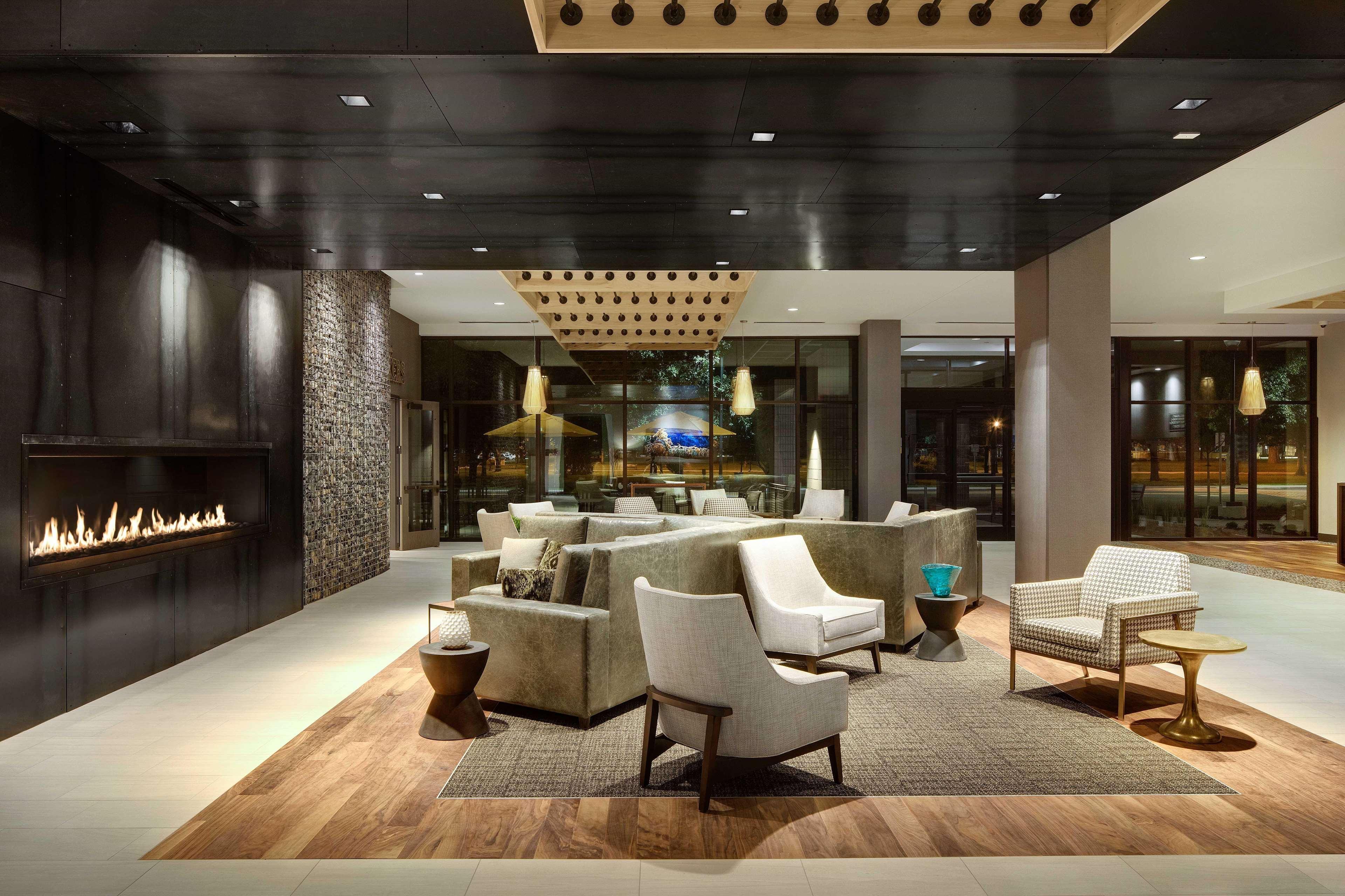 Doubletree By Hilton At Lincoln Park Greeley