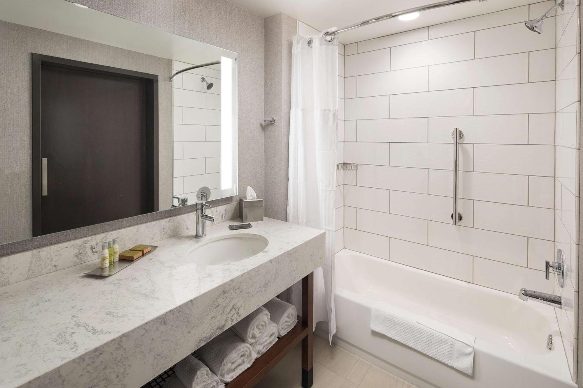 Doubletree By Hilton At Lincoln Park 4* Greeley