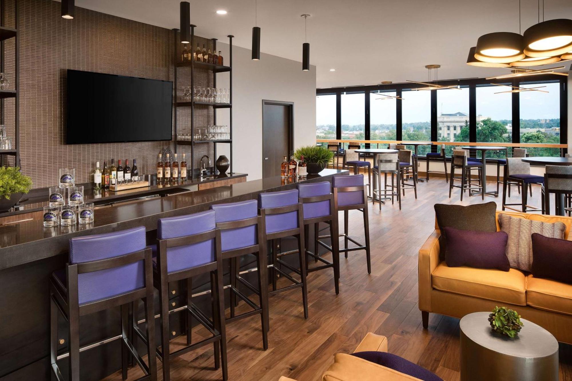 Doubletree By Hilton At Lincoln Park